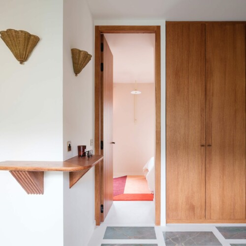 Athis Marbres réalise également des dallages en quartzite ici Jador Athis Marbres réalise également des dallages en quartzite ici Jador