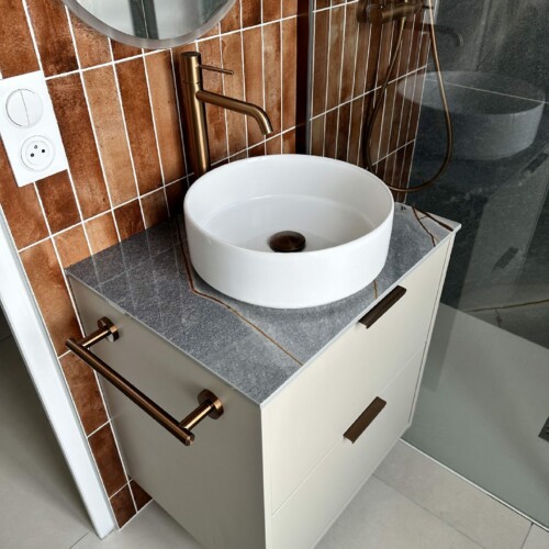 Plan de vasque en céramique Xtone Blue Roma par Athis Marbres Plan de vasque en céramique Xtone Blue Roma par Athis Marbres